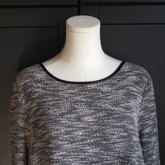 Red Coral | Like NEW Beautiful Woven Bracelet Cuff Tunic Top - Picture 3 of 7